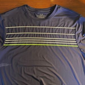 Vineyard Vines short sleeve tshirt